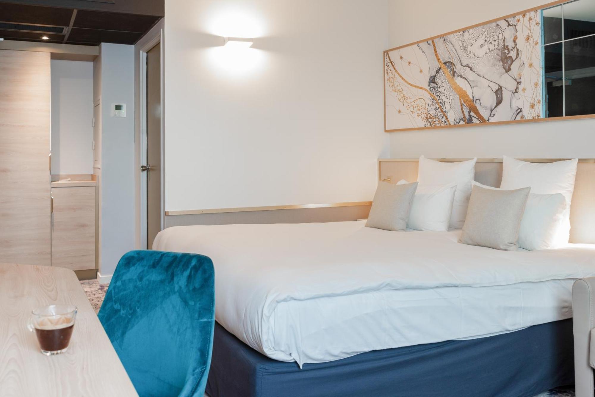 Brit Hotel Orleans St Jean De Braye - L'Antares Saint-Jean-de-Braye Exterior photo