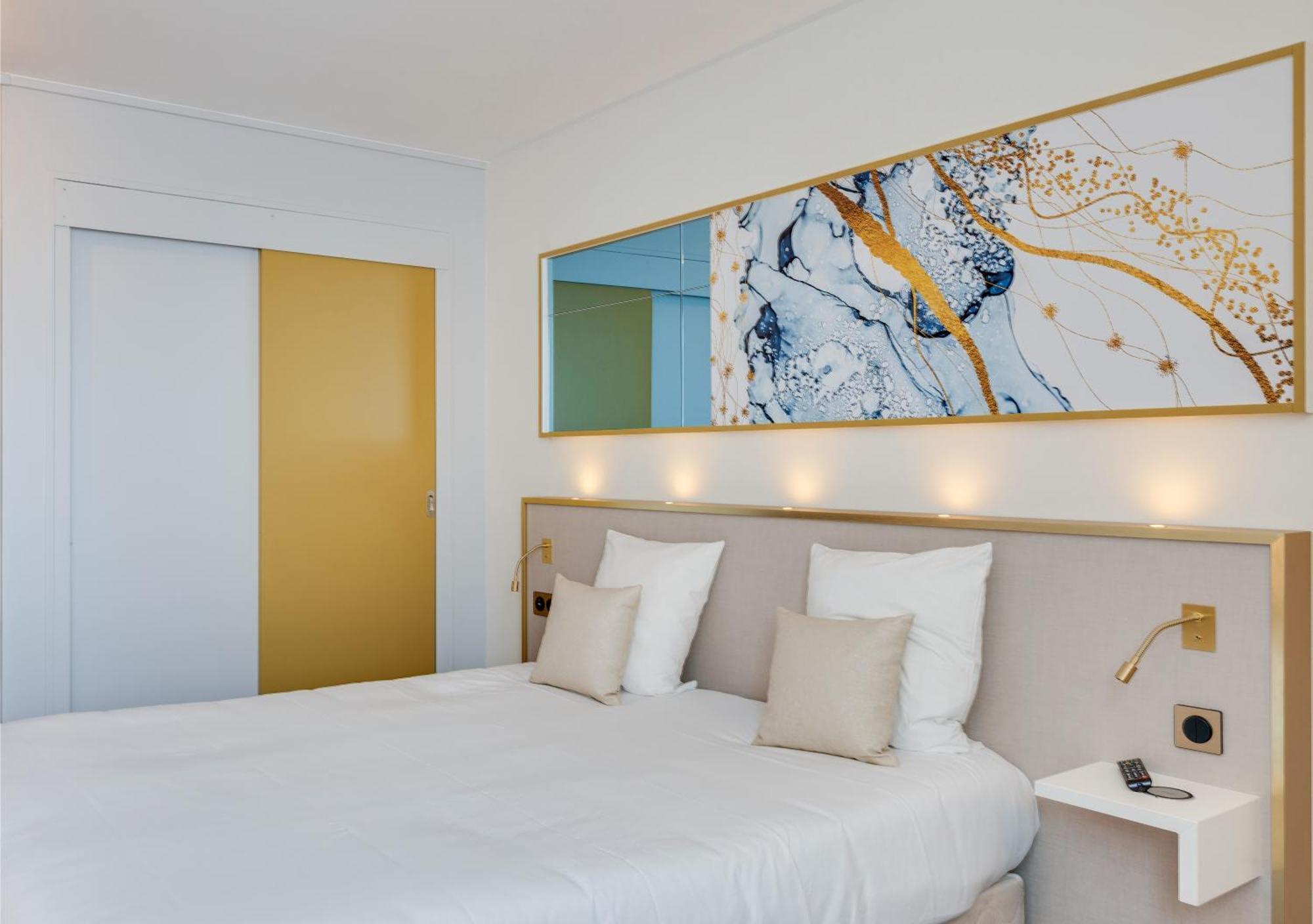 Brit Hotel Orleans St Jean De Braye - L'Antares Saint-Jean-de-Braye Exterior photo